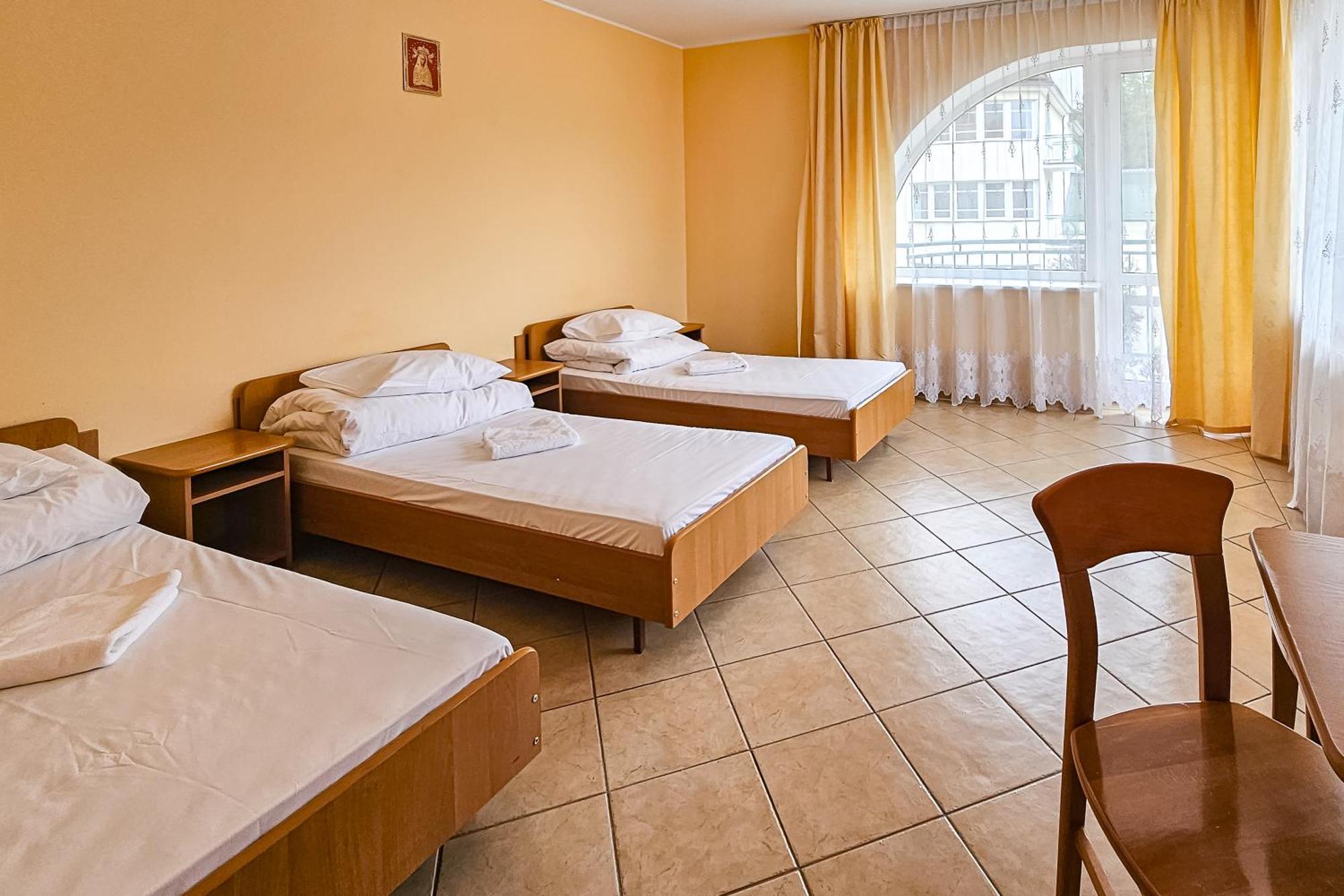 Hotel Dom Pielgrzyma Arka Licheń Exterior foto