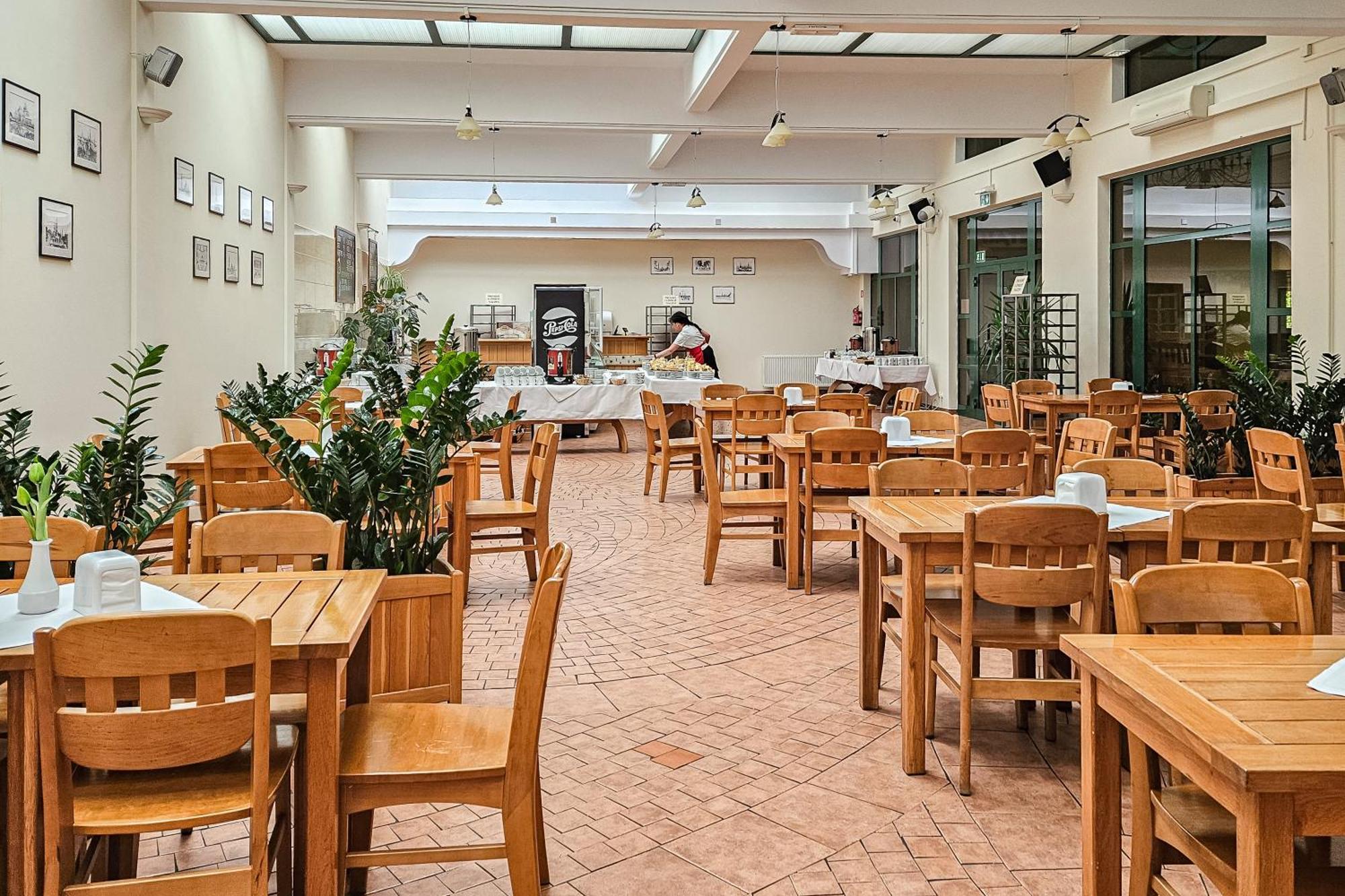 Hotel Dom Pielgrzyma Arka Licheń Exterior foto