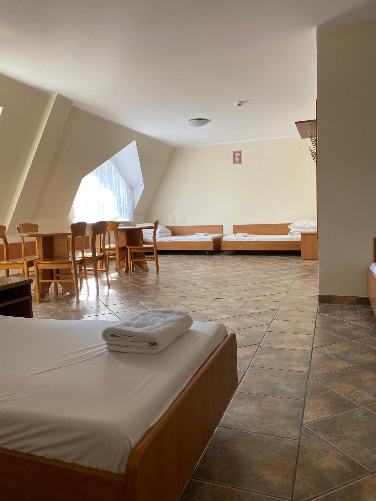 Hotel Dom Pielgrzyma Arka Licheń Exterior foto